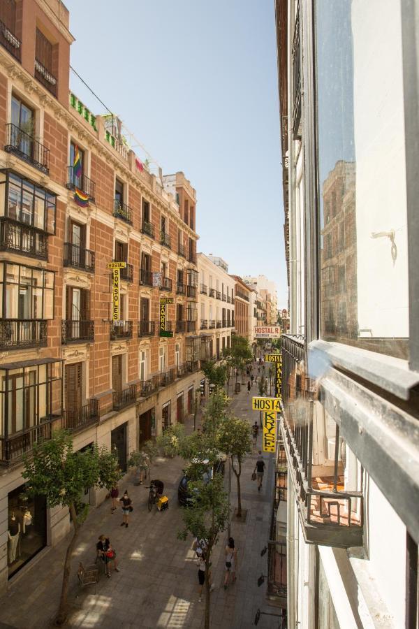 Hotel Fuencarral Adeco Madrid Exteriér fotografie
